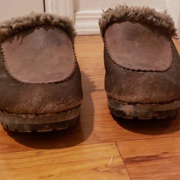 Shoes - Picture 3 of 3